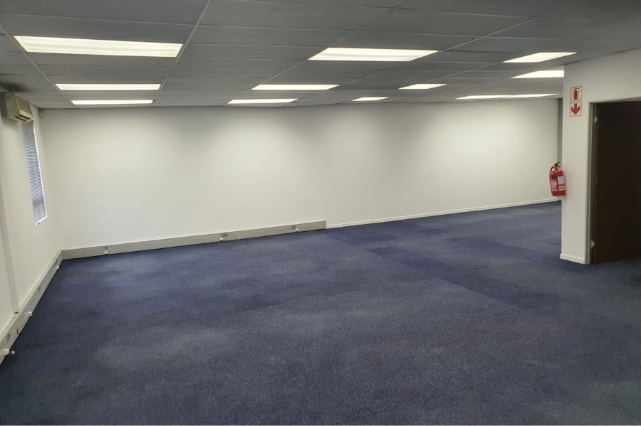 To Let commercial Property for Rent in Newton Park Eastern Cape